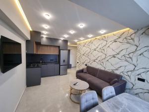 Kuchyň nebo kuchyňský kout v ubytování New apartment in centre Yerevan