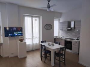 Køkken eller tekøkken på City center, between Piazza Alfieri and Piazza Palio