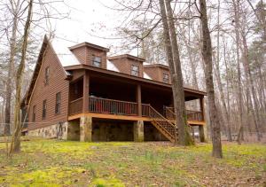 Το κτήριο όπου στεγάζεται  η παραθεριστική κατοικία