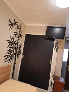 Μια τηλεόραση ή/και κέντρο ψυχαγωγίας στο Hotel Marilian II +43 φωτογραφίες