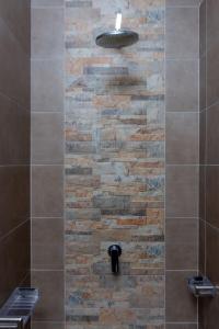 O baie la Home to Home Apartment +15 fotografii