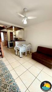 Η κουζίνα ή μικρή κουζίνα στο Residencial Canto Norte