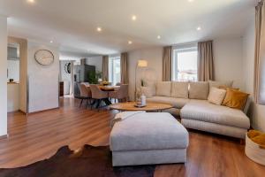 Χώρος καθιστικού στο Apartment N - Bruck an der Großglocknerstraße