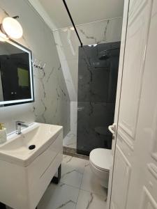 Φωτογραφία από το άλμπουμ του Kompleksi Zorgji σε Theth