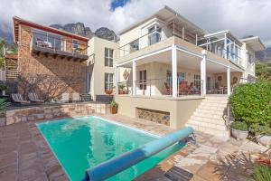 Πισίνα στο ή κοντά στο Entabeni Guest House