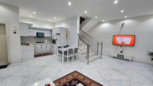 Billede fra billedgalleriet på شاليه لارا i Rayyis