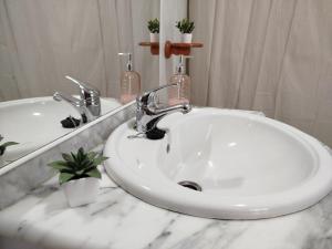 Ένα μπάνιο στο Casa de Tina y Cora +26 φωτογραφίες