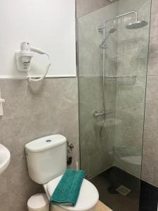 Et badeværelse på Apartamento Sofia + 11 billeder