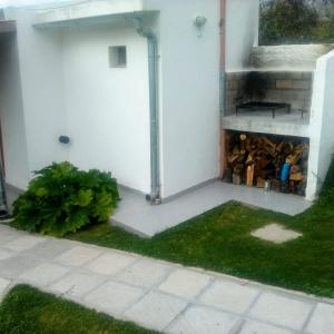 ラ・クンブレにあるPaigenの建物の隅にたくさんのテディベアがいた