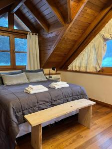 Χώρος καθιστικού στο QUIME CHE. Casa con jardín, parrilla y cochera.