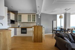 Φωτογραφία από το άλμπουμ του Gagarin Plaza Apartment στην Οδησσό