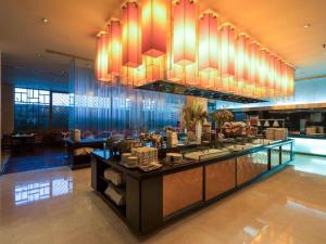 Mad på hotellet eller i nærheden