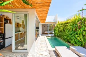 Πισίνα στο ή κοντά στο Namera Solaria - 1BR New Villa in Kerobokan