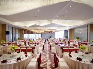 Εστιατόριο ή άλλο μέρος για φαγητό στο CITIC Jinling Hotel +273 φωτογραφίες