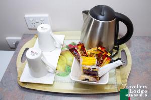 Kemudahan buat kopi dan teh di Mansfield Travellers Lodge