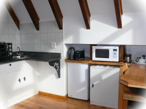 Dapur atau dapur kecil di Aberdour Guesthouse