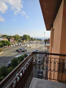 Gallery image of Appartamento Prestigioso, Ristrutturato, 3 Balconi in Reggio Calabria +8 photos