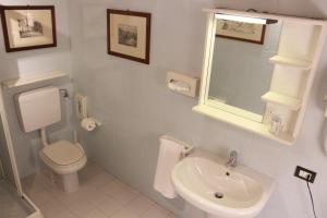 ห้องน้ำของ Hotel Portici