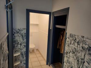 Ένα μπάνιο στο Logement centre ville Buzançais