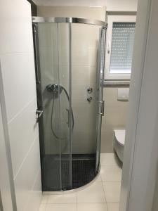 Koupelna v ubytování Apartmani Zaton
