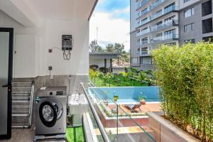 Bazén v ubytování Rustic Haven nebo v jeho okolí