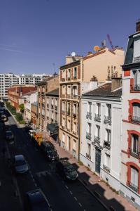 Γενική άποψη της πόλης Saint-Ouen ή θέα της πόλης από  αυτό το διαμέρισμα