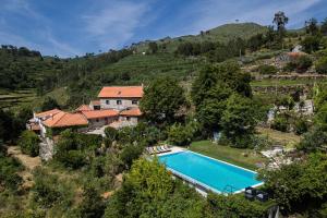 Bazén v ubytování Casa Museu da Geada - Rural Hotel nebo v jeho okolí
