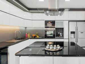 Gallery image of SKY9 Luxury Four-Bedroom Villa with Private Whirlpool in Vösendorf