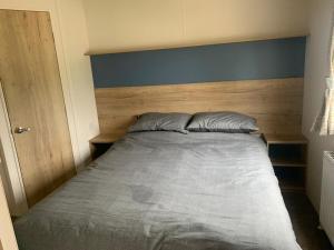 Gallery image of Epsom caravan Weymouth bay in Preston