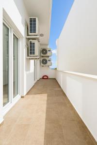 Fotografie z fotogalerie ubytování Gzira 2BR Modern Apartment G2 v destinaci Gżira + 7 fotografií