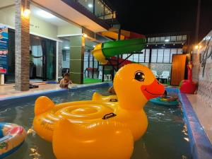 Swimmingpoolen hos eller tæt på 784 Pool Villa 2