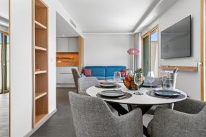 Χώρος καθιστικού στο Novaya Suites