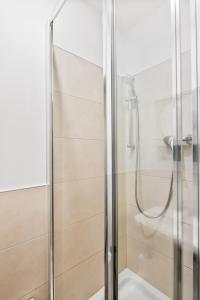 Koupelna v ubytování cozy city retreat