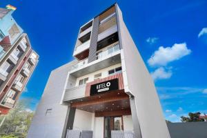 Το κτήριο όπου στεγάζεται  το ξενοδοχείο +19 φωτογραφίες