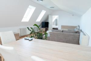 Χώρος καθιστικού στο Apartman Fiesta