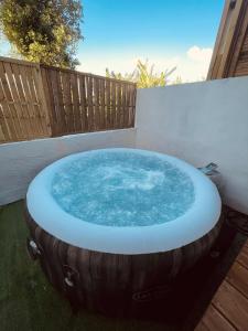 Gallery image of Le COLIBRI Sainte Anne in Saint-Benoît +3 photos