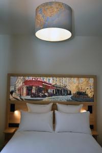 Gallery image of Dantan Hôtel in Boulogne-Billancourt