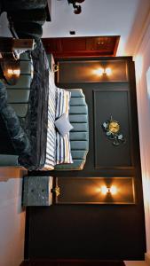 Χώρος καθιστικού στο Crown Inn Service Apartments