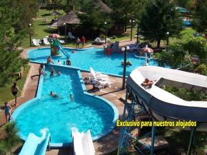 Termas Posada del Siglo XIX内部或周边的泳池