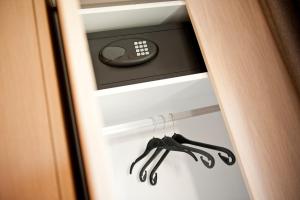 a close up of a door with a remote control at Atrium Apart Otel in Altınyunus