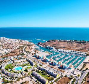 Γενική θέα στη θάλασσα ή θέα στη θάλασσα από  αυτό το διαμέρισμα