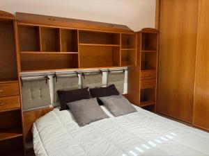 Ένα ή περισσότερα κρεβάτια σε δωμάτιο στο Marina Paradis Bleu +24 φωτογραφίες