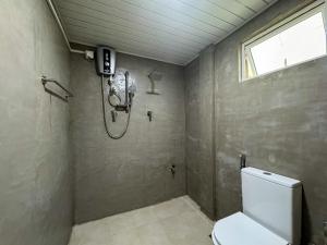 Koupelna v ubytování Shanthi Villa Nuwarawewa + 28 fotografií