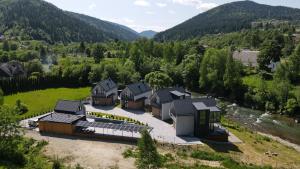 タターリウにあるTatariv-hillsの山の家屋風景