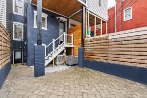 Budova, kde se prázdninový dům nachází