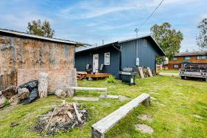 Κήπος έξω από το Walk to Dtwn Dog-Friendly Retreat in Fairbanks!