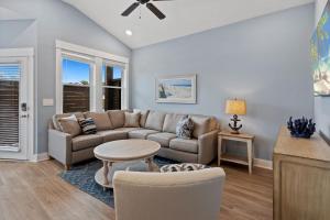 Posezení v ubytování BCW14A - Sunshine Beach Daze