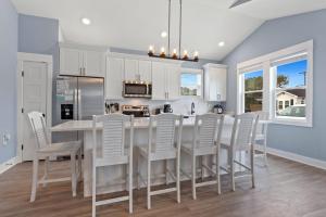 Kuchyň nebo kuchyňský kout v ubytování BCW14A - Sunshine Beach Daze + 33 fotografií