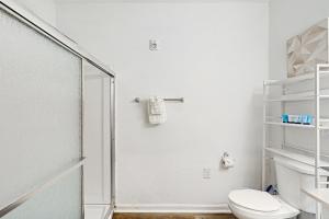 Phòng tắm tại Bowen Village 2118B +34 ảnh