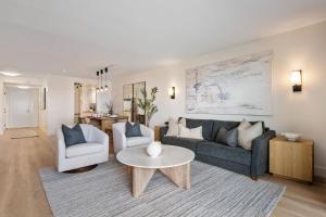 Et opholdsområde på SeaCliff - Solmar by Paradise Retreats + 10 billeder